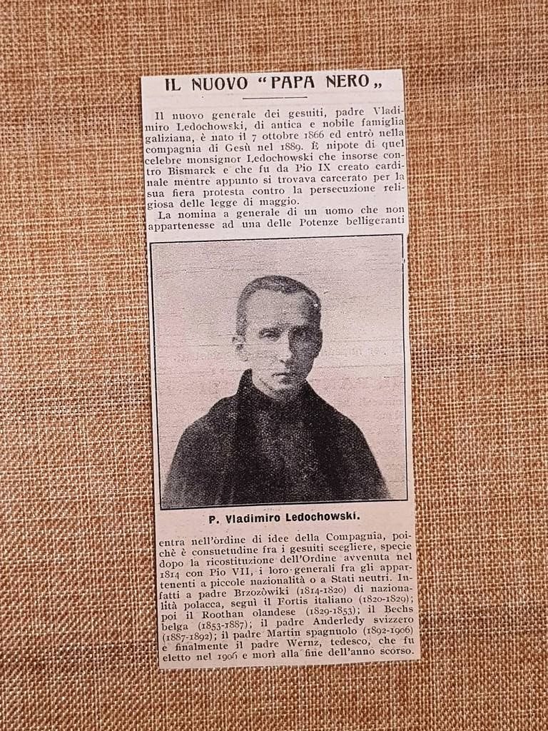 Vladimiro Ledochowski nel 1915 Papa nero Gesuita galiziano Generale dell’Ordine