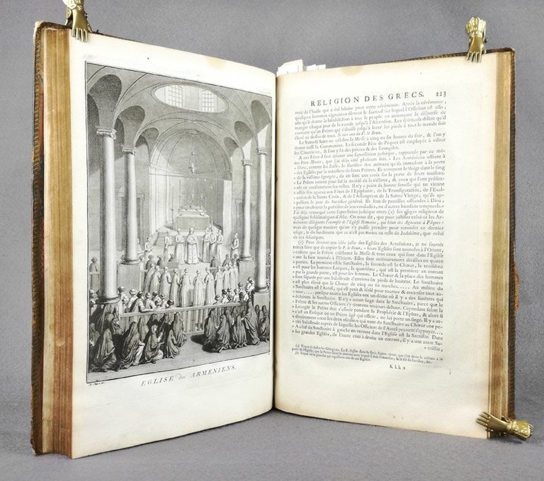 Ceremonies et coutumes religieuses de tous les peuples du monde. …