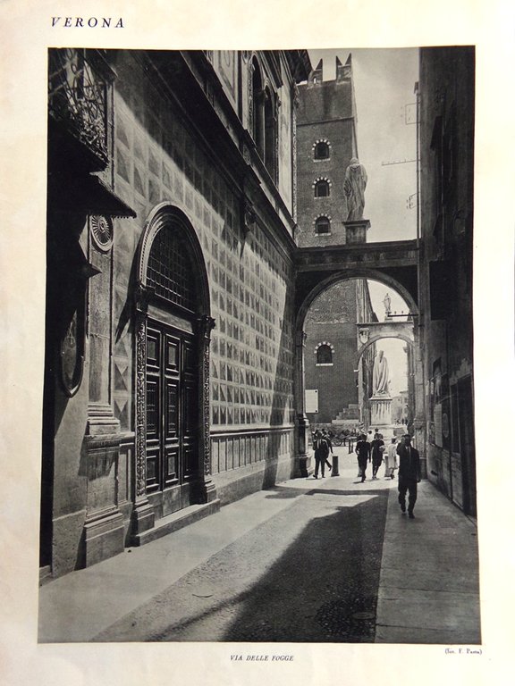 Stampa del 1927 Verona Scala Gotica Palazzo Comunale Via delle …