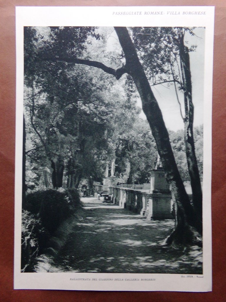 Stampa del 1927 Villa Borghese Balaustrata Giardino Tempio di Antonino …
