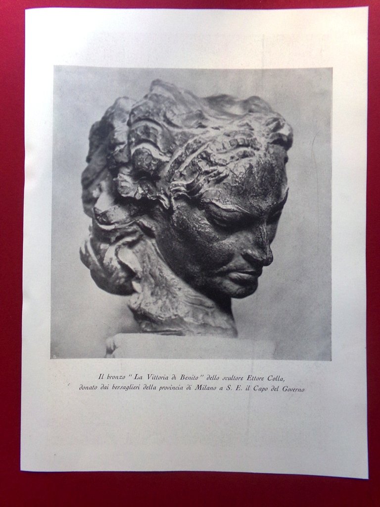 Stampa del 1929 Bronzo Ettore Colla Vittoria di Benito