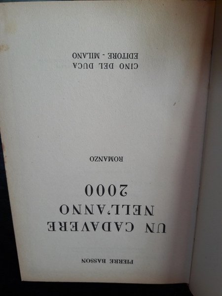 CADAVERE NELL'ANNO 2000 (UN)