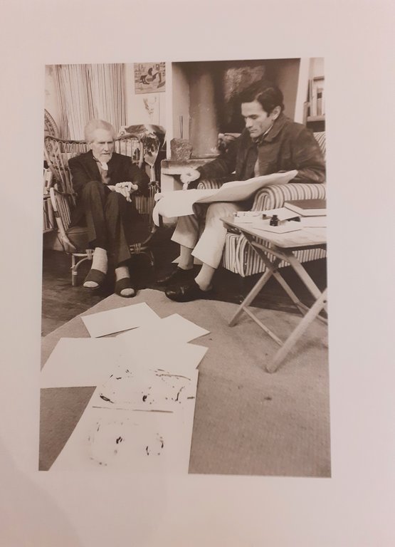 POUND flash-back. Fotografie e testo di V. Contino. Con una …