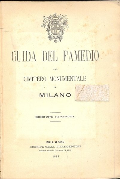 Guida del Famedio nel cimitero monumentale di Milano.