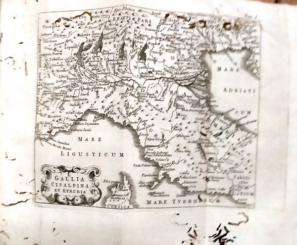 COMMENTARII DE BELLO GALLICO ET CIVILI cum notis selectis Thoma … | Immagine Gallery 3