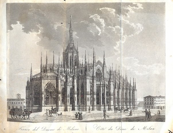 Descrizione della facciata e dell'interno del Duomo di Milano.