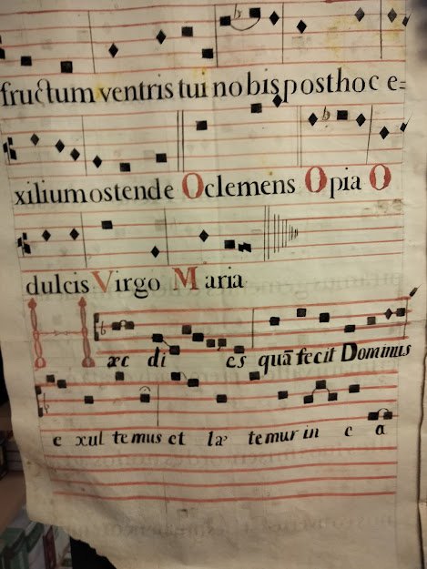 Foglio di Canto Gregoriano .