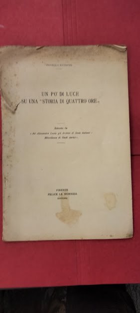 Un po di luce su una storia di quattro ore.