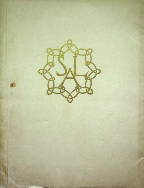 La tomba del Poeta e il recinto dantesco.