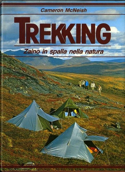 Trekking: zaino in spalla nella natura.