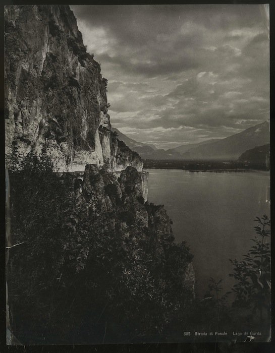 605. Strada di Ponale. Lago di Garda.