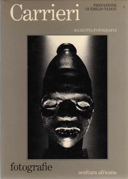 Fotografie. Scultura africana.