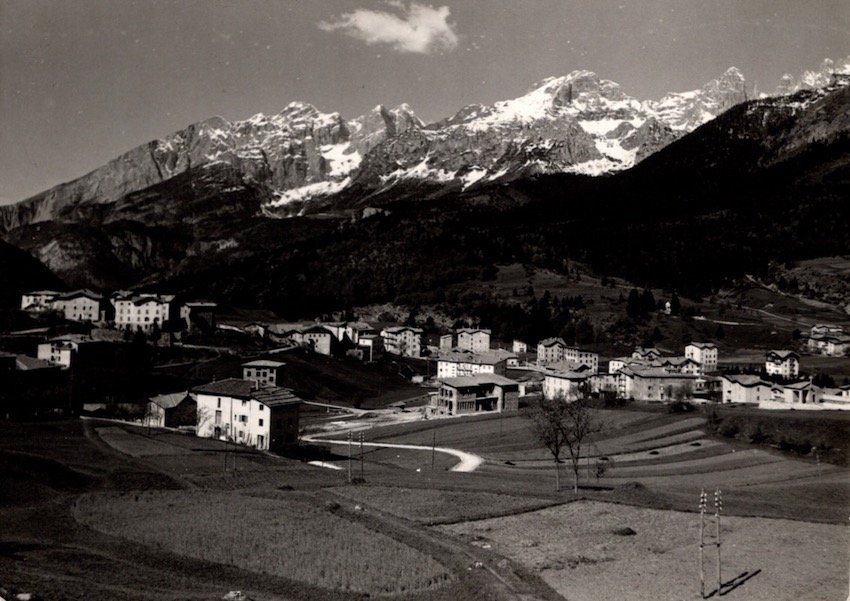 Andalo (m. 1042) Panorama con le Dolomiti di Brenta.