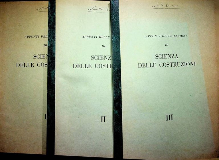 Appunti delle lezioni di scienza delle costruzioni.