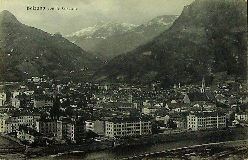 Bolzano con le caserme.