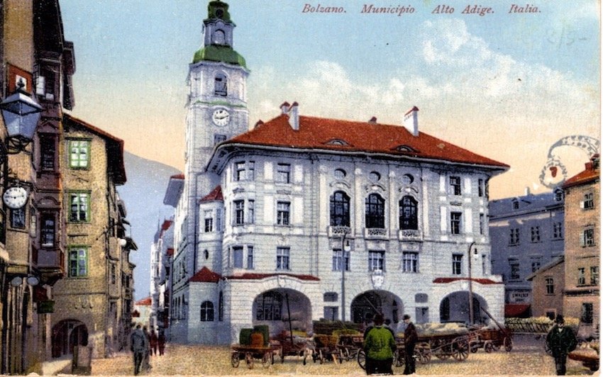 Bolzano. Municipio Alto Adige. Italia.