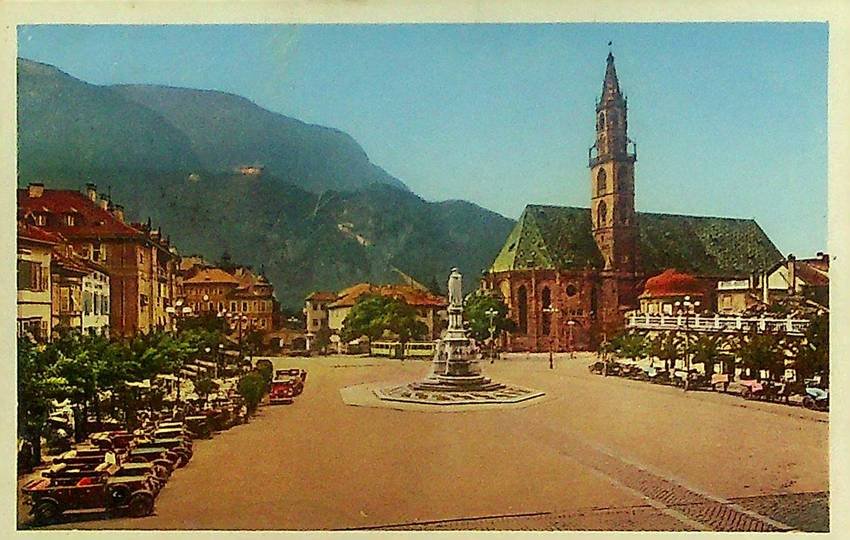 Bolzano: piazza Vittorio Emanuele.