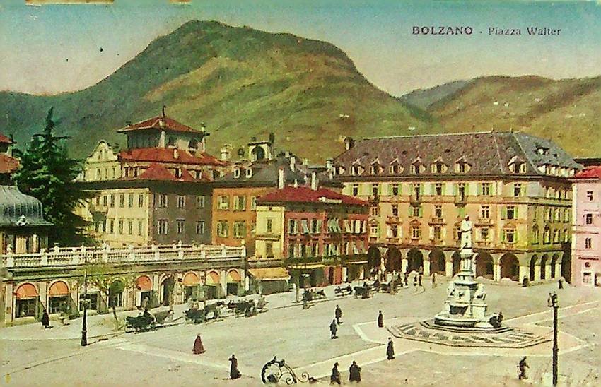 Bolzano: piazza Walter.