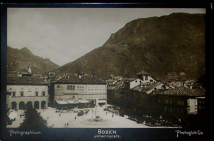 Bozen - Johannplaz.