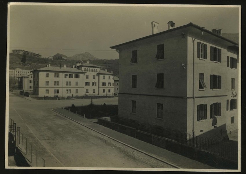 Casa dei mutilati a Trento.