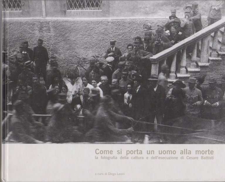 Come si porta un uomo alla morte: la fotografia della …