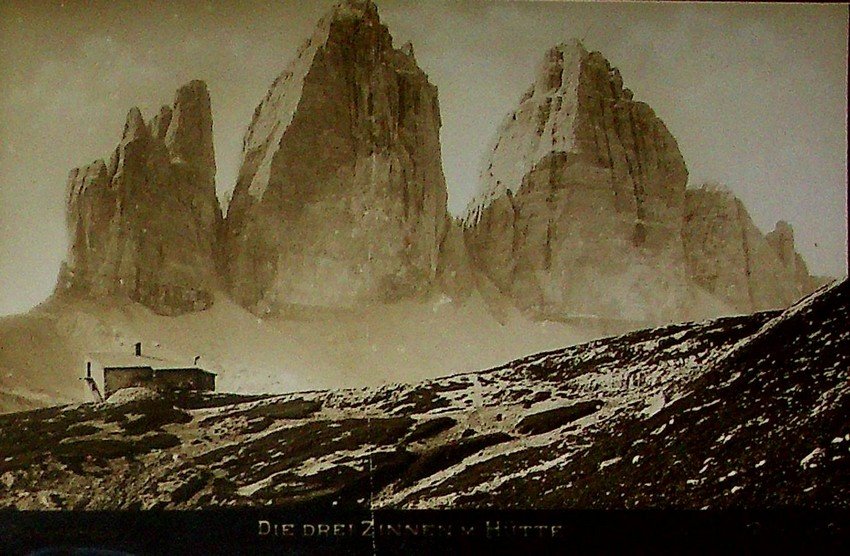 Die Drei Zinnen Hütte.