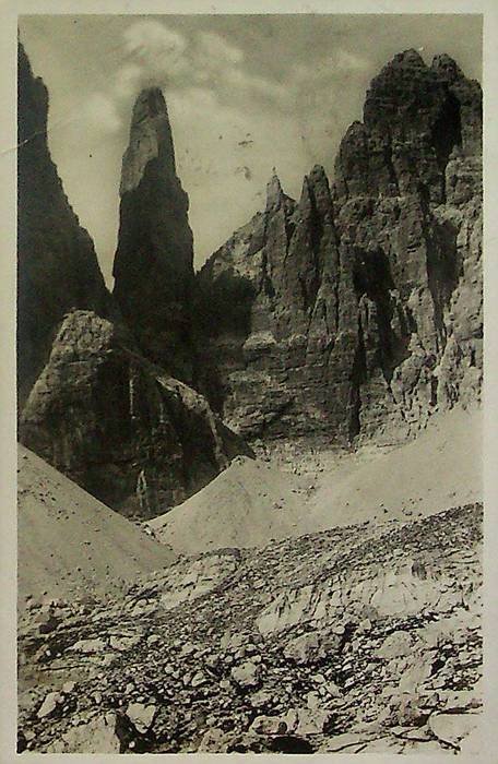 Dolomiti di Brenta - Il Campanile Basso.