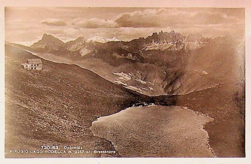 Dolomiti: Rifugio Lago Rodella m. 2257 pr. Bressanone.