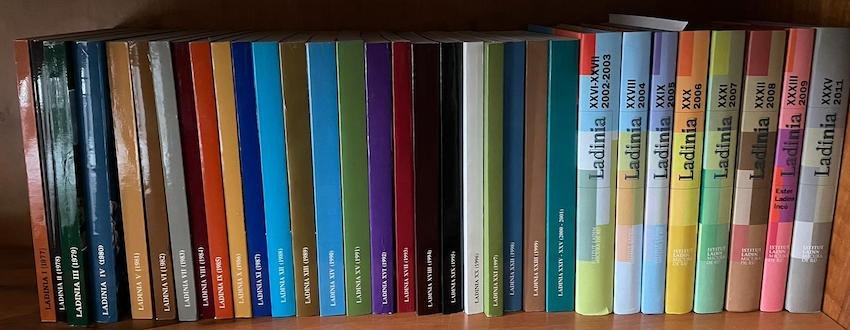 Ladinia: SfÃ¶i cultural dai ladins dles dolomites.