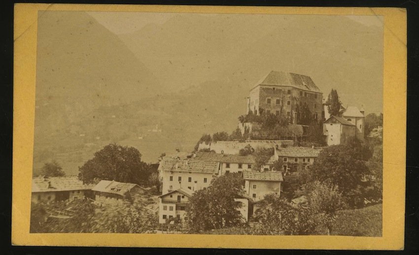 Meran. Schloss Schoena. Castel Scena presso Merano.