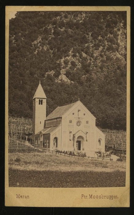 Meran. St. Valentin. Chiesa di San Valentino presso Merano.