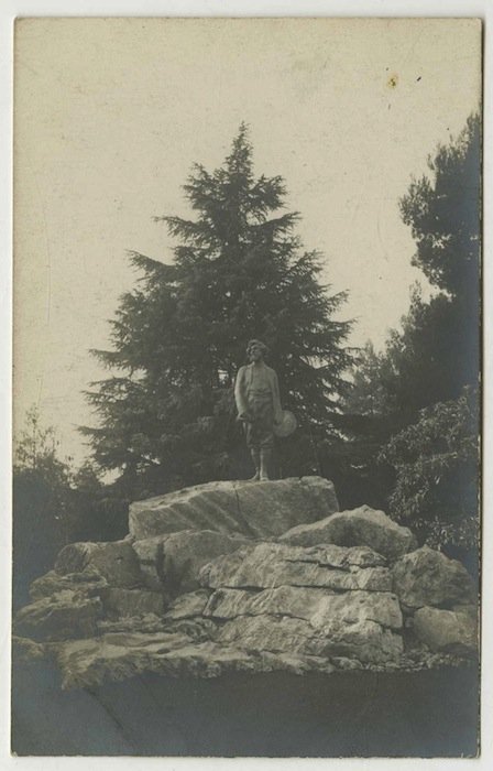 Monumento a Giovanni Segantini a Arco.