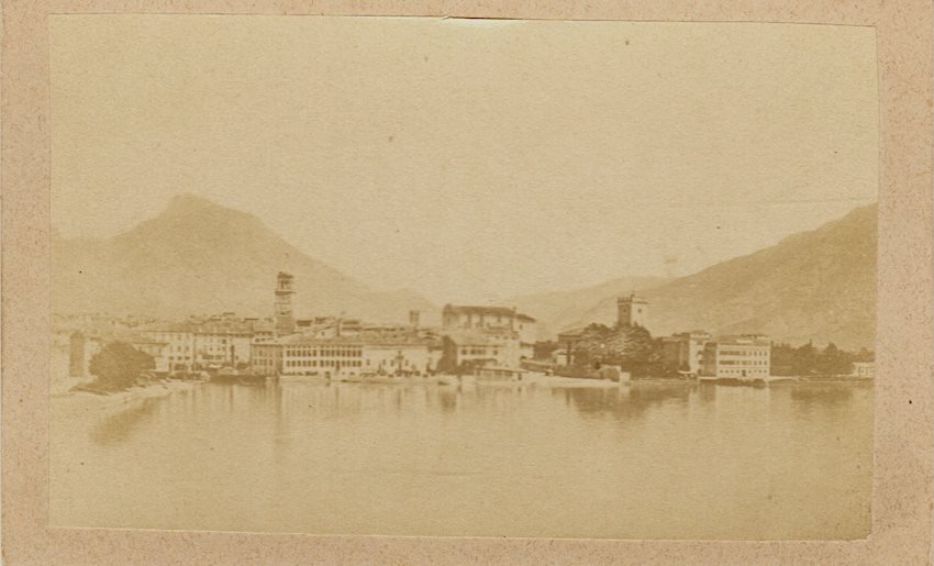 Panorama di Riva del Garda.