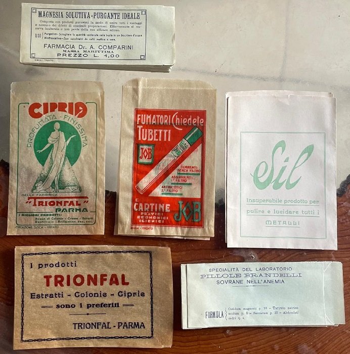 Raccolta di 6 bustine degli anni '20 ca.