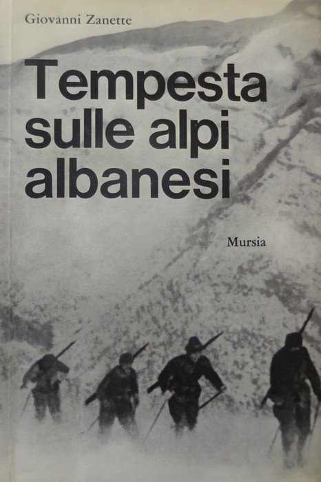 Tempesta sulle alpi albanesi.
