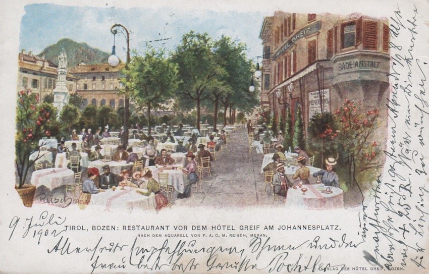 Tirol, Bozen: Restaurant vor dem Hôtel Greif am Johannesplatz.