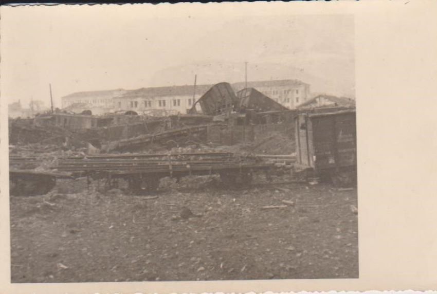 Trento - Bombardamento del 20/1/1945, particolare dello Scalo Filzi.