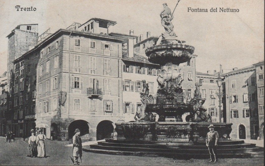 Trento - Fontana del Nettuno.