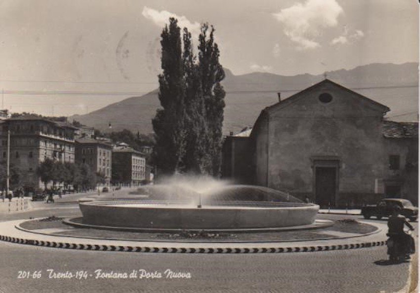 Trento - Fontana di Porta Nuova.