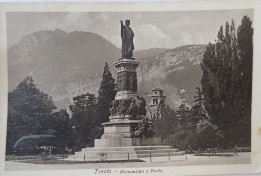 Trento - Monumento a Dante.