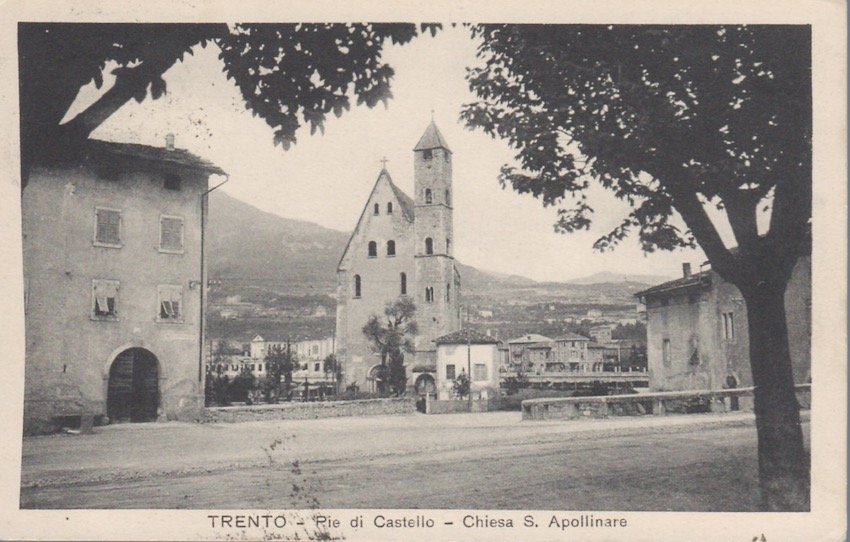 Trento - Pie di Castello, Chiesa S. Apollinare.