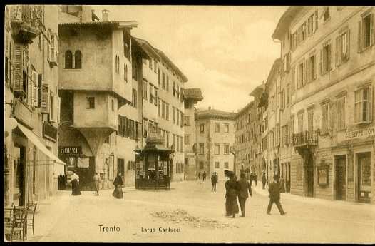 Trento. Largo Carducci.