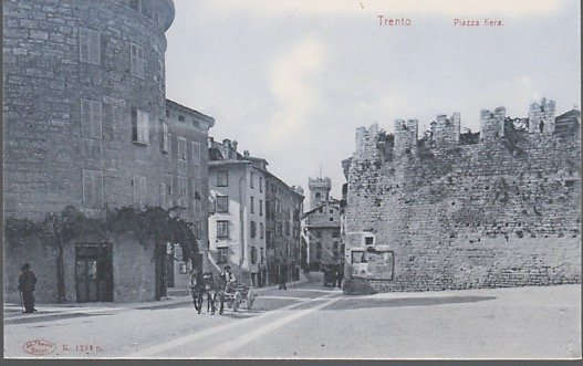 Trento: Piazza Fiera.