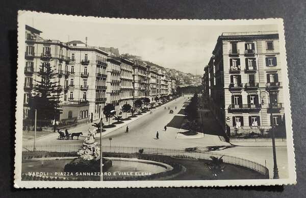 Cartolina Napoli - Piazza Sannazzaro e Viale Elena
