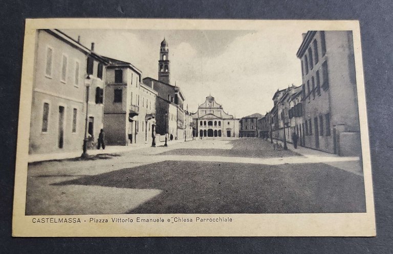 Cartolina Castelmassa - Piazza Vittorio Emanuele e Chiesa Parrocchiale