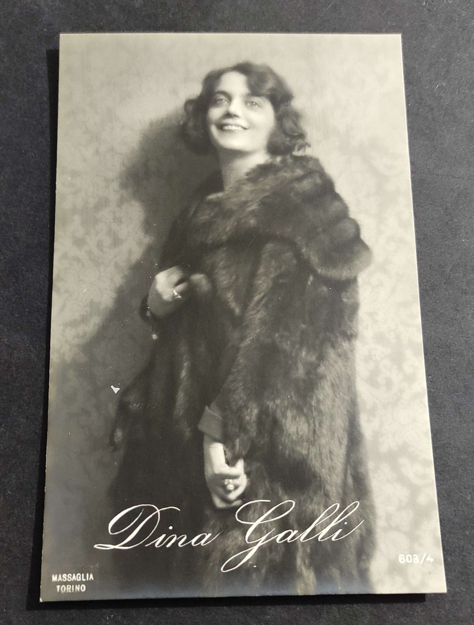 Cartolina Dina Galli | Immagine principale