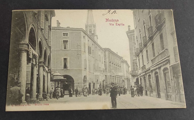 Cartolina Modena - Via Emilia