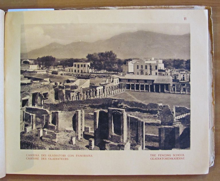 Album di 32 Vedute POMPEI con 32 Tavole fotografiche