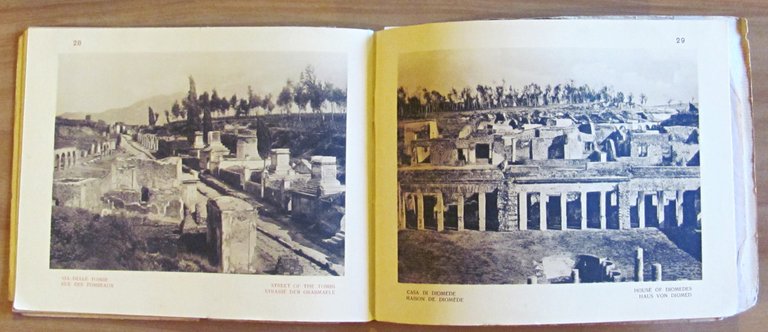 Album di 32 Vedute POMPEI con 32 Tavole fotografiche