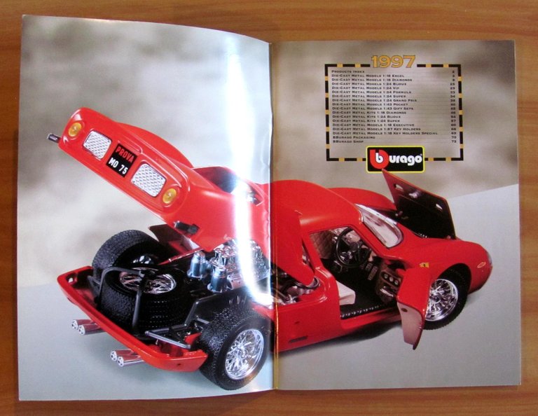 CATALOGO BURAGO '97 con tutti Modelli a colori - 1/18, …